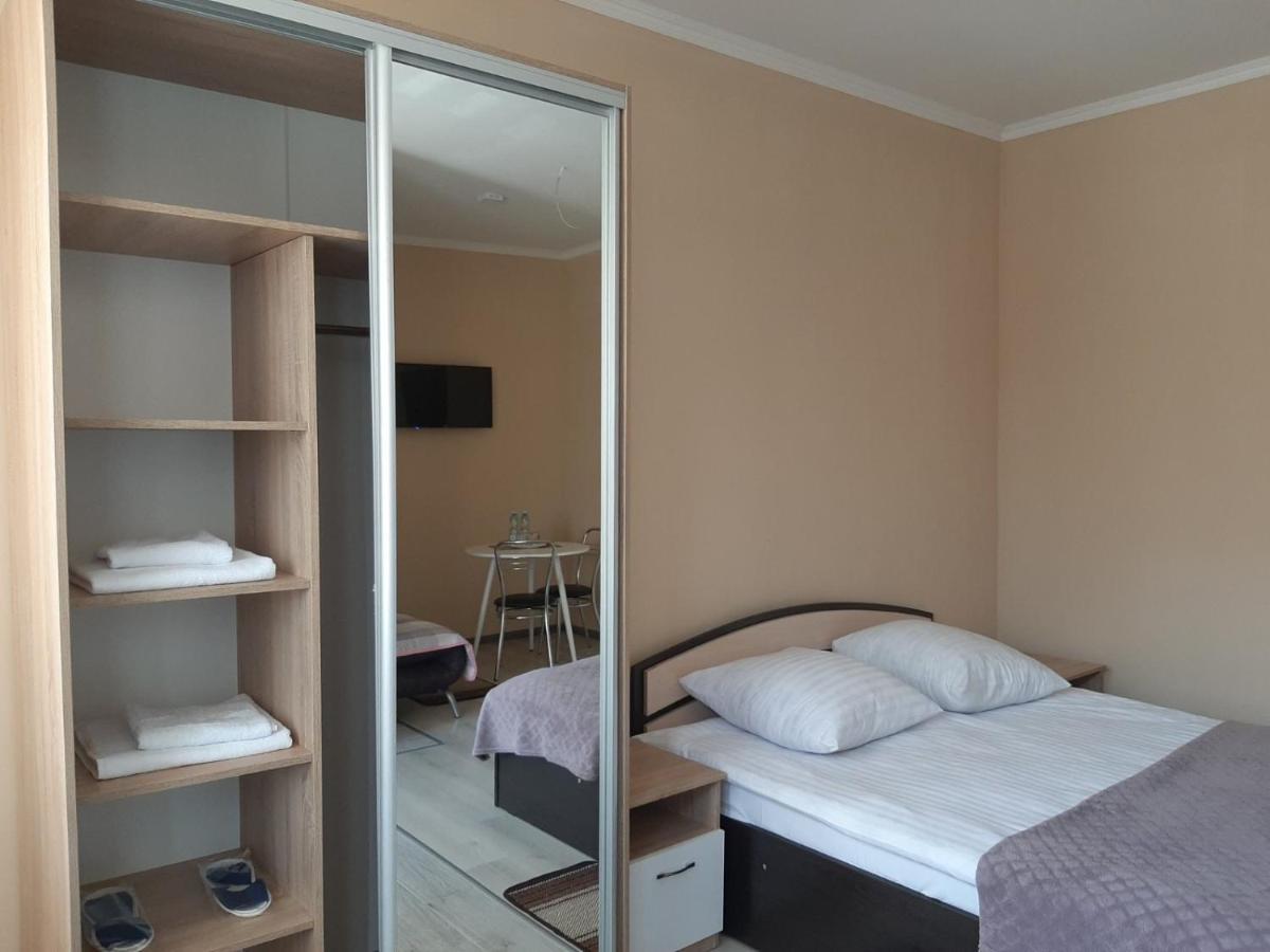 Hotel 7/24 Brovary Eksteriør billede