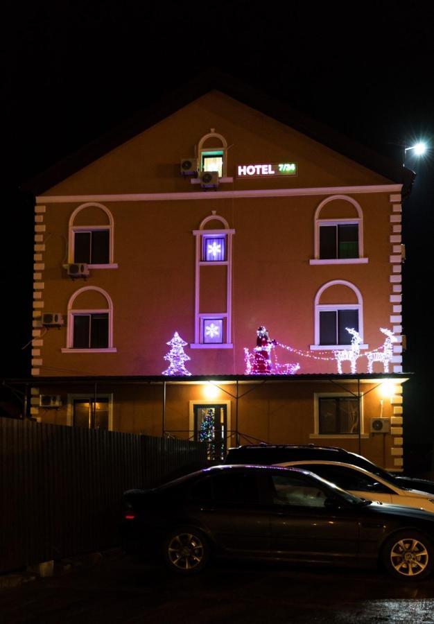 Hotel 7/24 Brovary Eksteriør billede