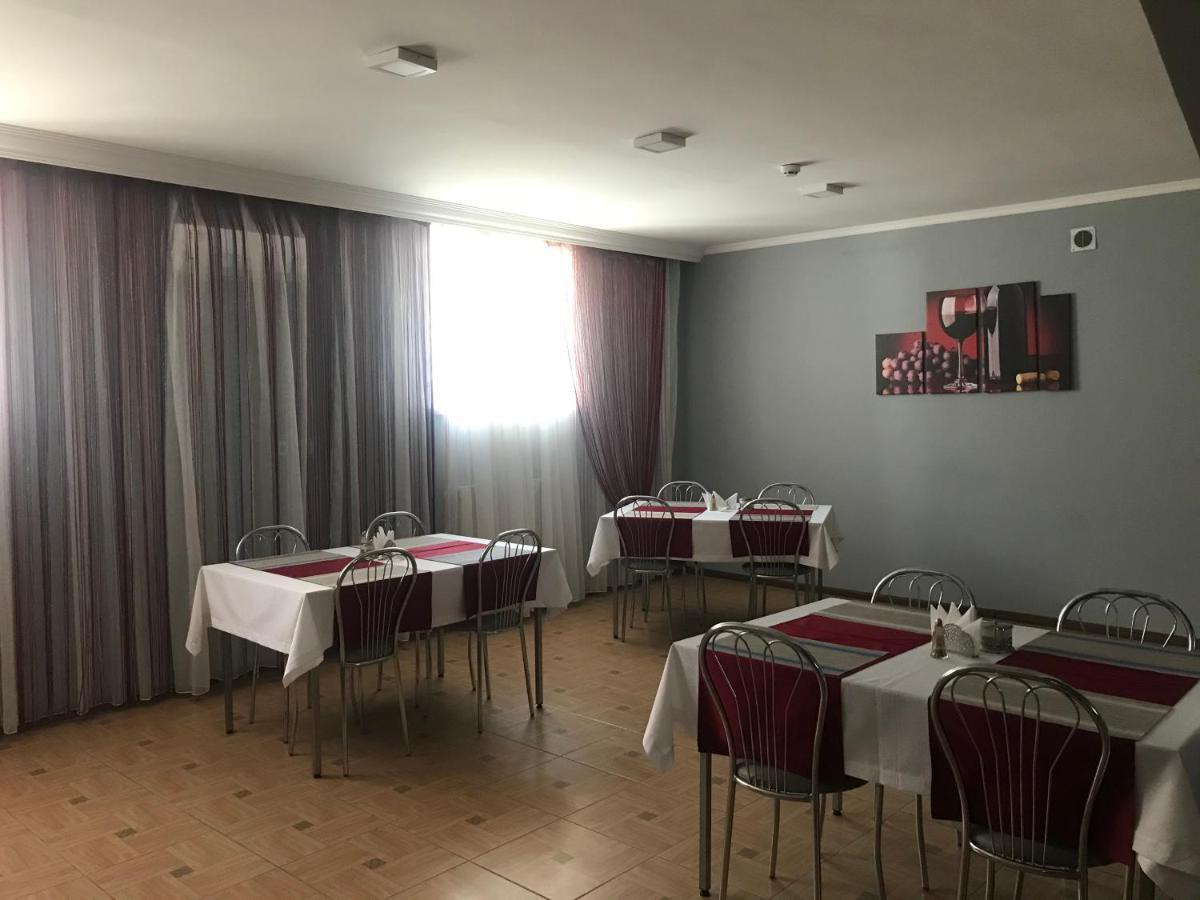 Hotel 7/24 Brovary Eksteriør billede